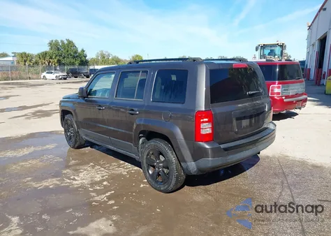 2014 Jeep Patriot Altitude z USA, uszkodzony, nr VIN 1C4NJPBA5ED752522